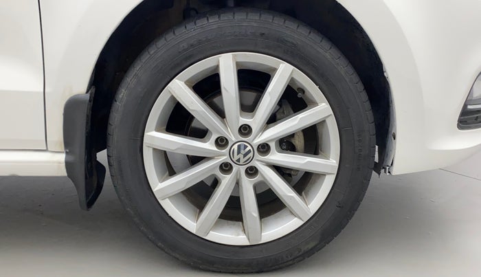 2018 Volkswagen Polo HIGHLINE PLUS 1.0 16 ALLOY, Petrol, Manual, 37,019 km, Right Front Wheel