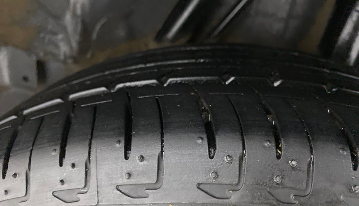 2022 Honda City ZX CVT, Petrol, Automatic, 6,562 km, Left Rear Tyre Tread