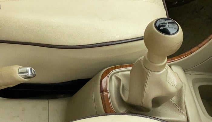 2013 Maruti Ertiga ZDI, Diesel, Manual, 42,942 km, Gear Lever