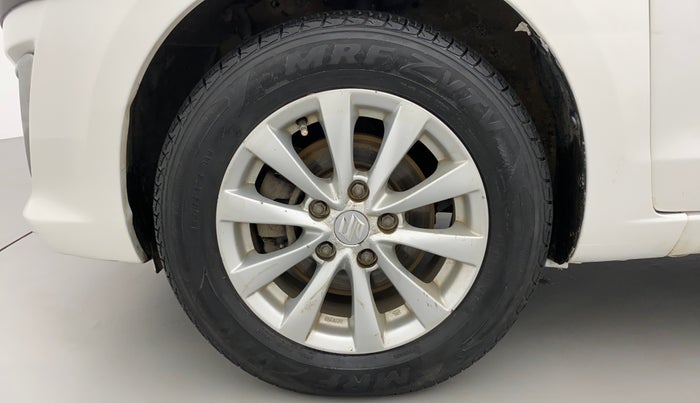 2013 Maruti Ertiga ZDI, Diesel, Manual, 42,942 km, Left Front Wheel