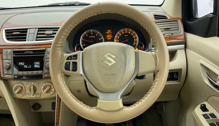 2013 Maruti Ertiga ZDI, Diesel, Manual, 42,942 km, Steering Wheel Close Up