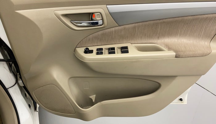 2013 Maruti Ertiga ZDI, Diesel, Manual, 42,942 km, Driver Side Door Panels Control