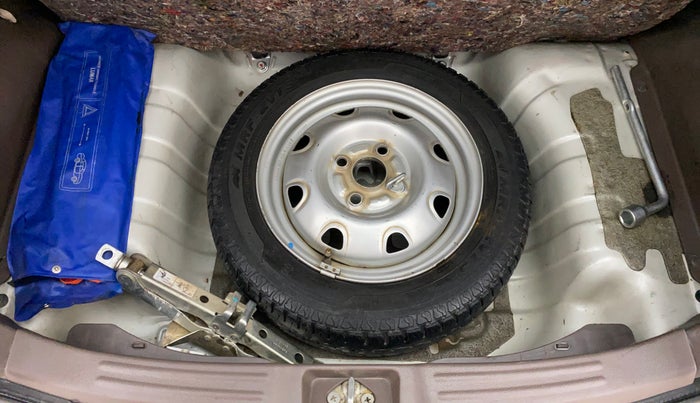 2011 Maruti Zen Estilo LXI, Petrol, Manual, 59,554 km, Spare Tyre