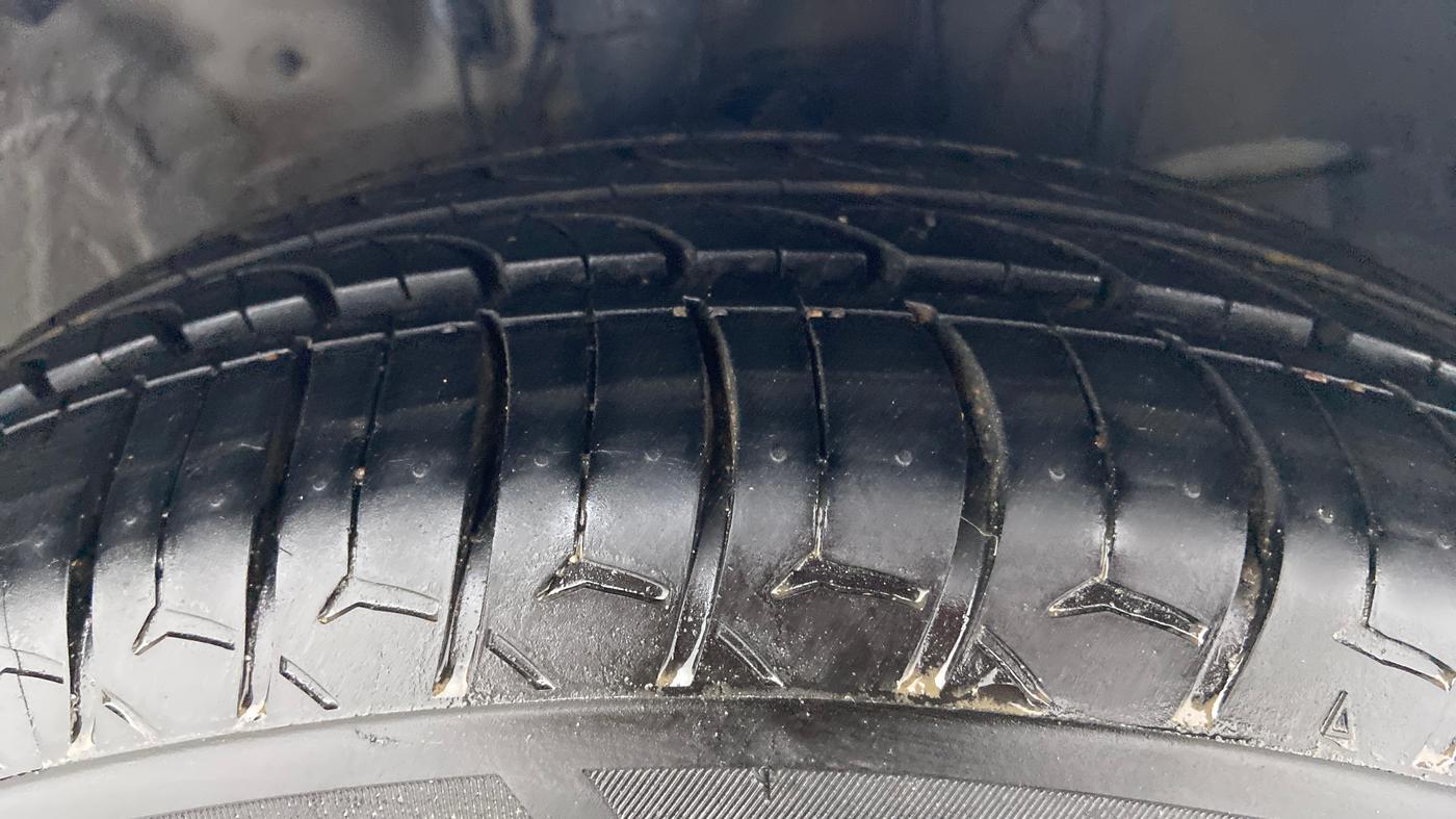 2021 Honda City V CVT, Petrol, Automatic, 64,941 km, Right Front Tyre Tread