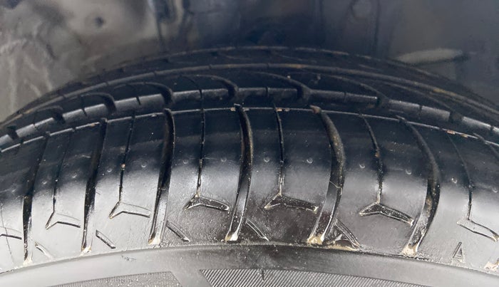 2021 Honda City V CVT, Petrol, Automatic, 64,941 km, Right Front Tyre Tread