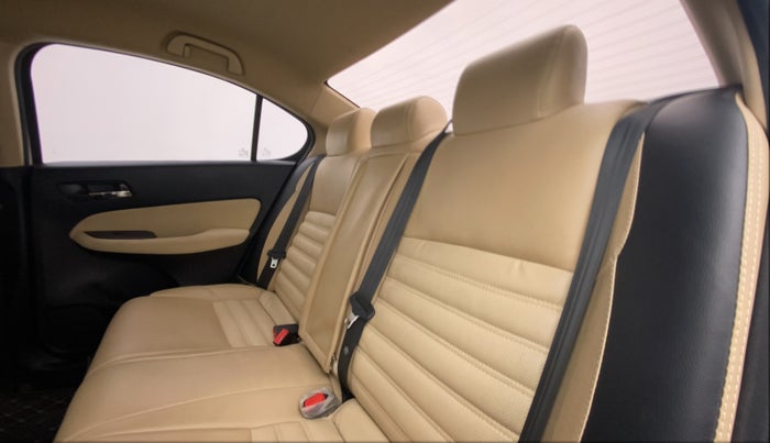 2021 Honda City V CVT, Petrol, Automatic, 64,941 km, Right Side Rear Door Cabin