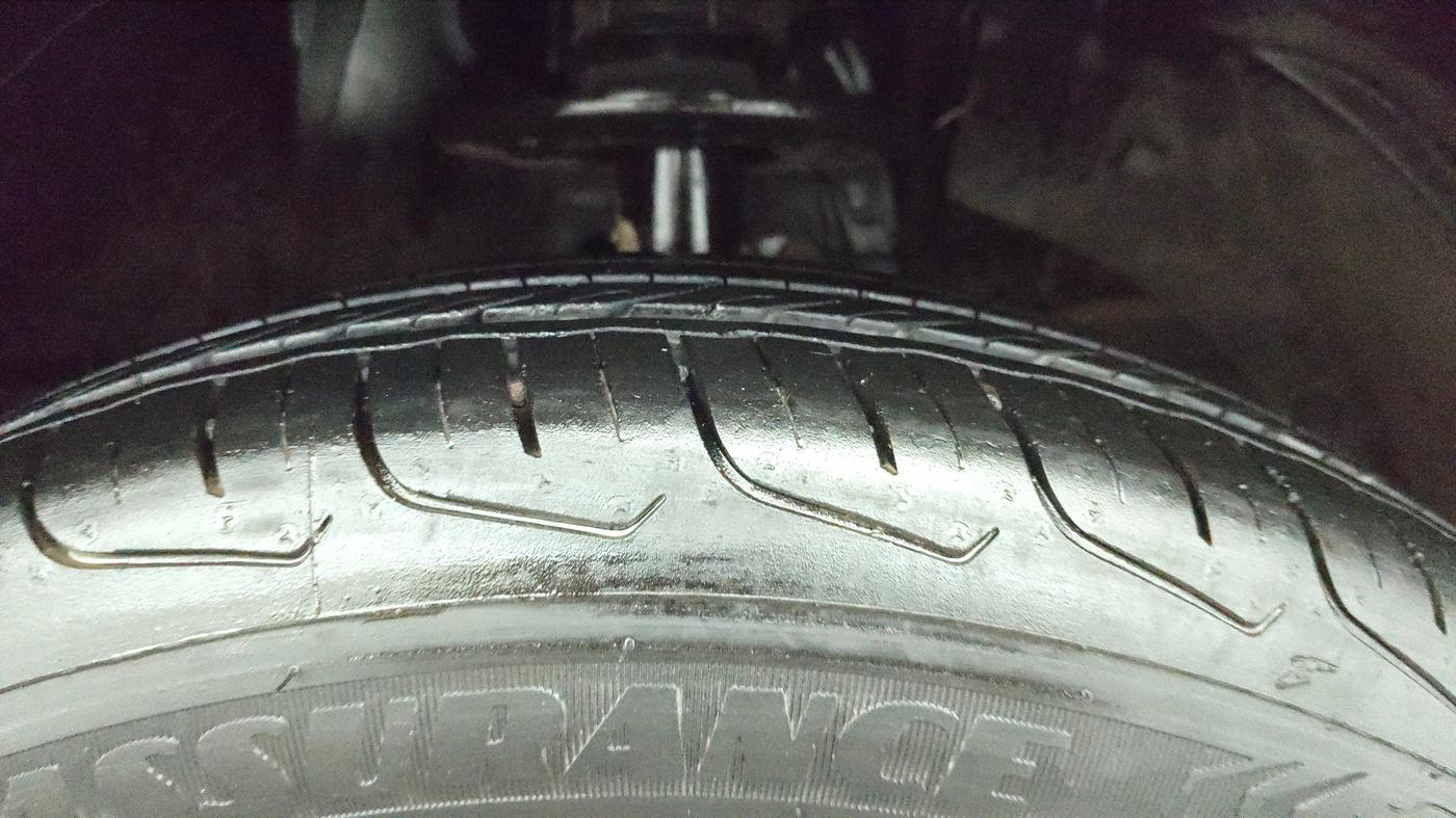 2024 Maruti FRONX DELTA PLUS 1.2MT, Petrol, Manual, 6,452 km, Right Front Tyre Tread
