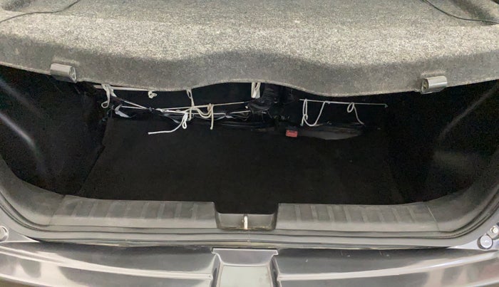 2016 Maruti Baleno ZETA PETROL 1.2, Petrol, Manual, 71,823 km, Boot Inside