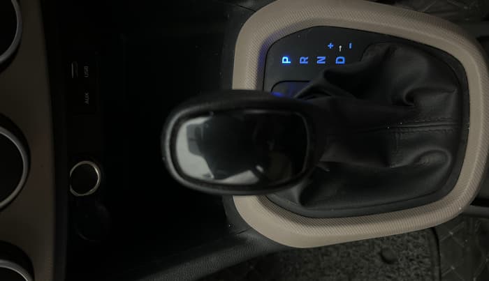 2018 Hyundai Grand i10 SPORTZ (O) AT 1.2 KAPPA VTVT, Petrol, Automatic, 31,128 km, Gear Lever