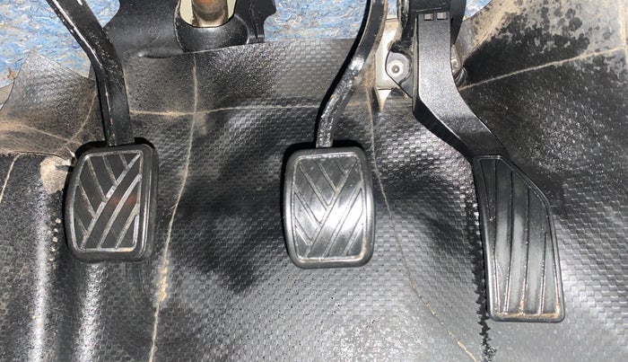 2019 Maruti Vitara Brezza ZDI, Diesel, Manual, 96,750 km, Pedals