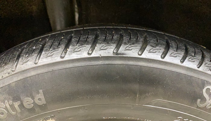 2019 Maruti Vitara Brezza ZDI, Diesel, Manual, 96,750 km, Right Rear Tyre Tread
