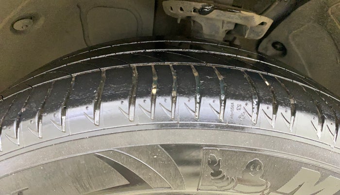 2017 Hyundai Tucson 2WD AT GL PETROL , Petrol, Automatic, 57,508 km, Left Front Tyre Tread