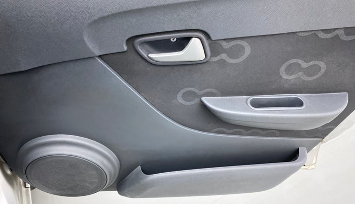 2014 Maruti Alto 800 LXI, Petrol, Manual, 33,520 km, Driver Side Door Panels Control
