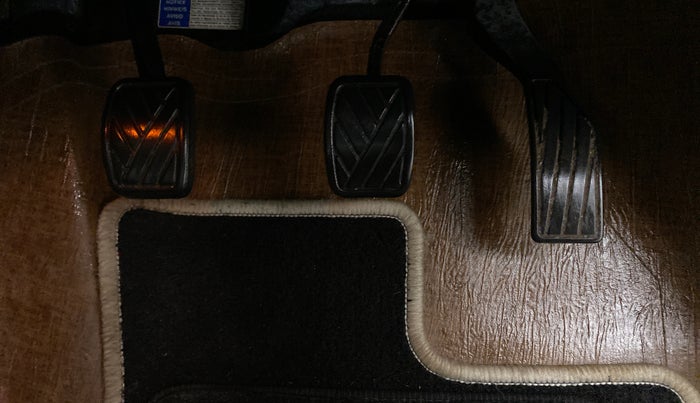 2018 Maruti Vitara Brezza ZDI PLUS DUAL TONE, Diesel, Manual, 21,636 km, Pedals