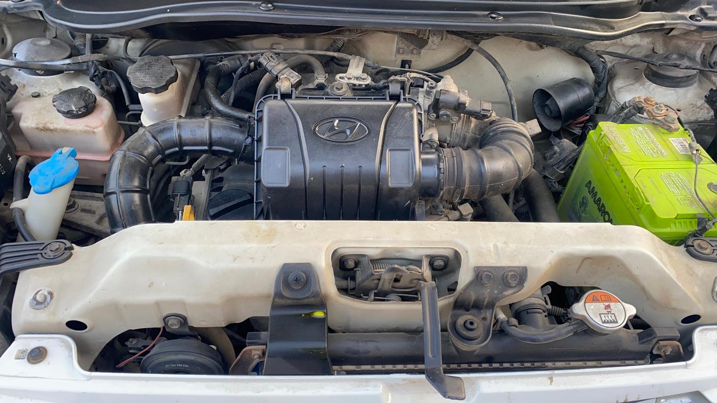 2014 Hyundai Eon ERA +, Petrol, Manual, 69,866 km, Engine View