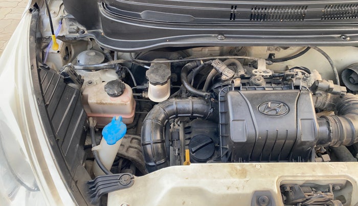 2014 Hyundai Eon ERA +, Petrol, Manual, 69,866 km, Engine View - Right