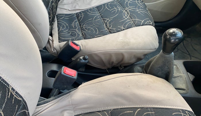 2014 Hyundai Eon ERA +, Petrol, Manual, 69,866 km, Gear Lever