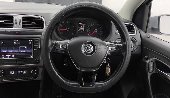 2018 Volkswagen Polo HIGHLINE PLUS 1.0 16 ALLOY, Petrol, Manual, 39,639 km, Steering Wheel Close Up