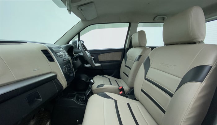 2014 Maruti Wagon R 1.0 VXI, CNG, Manual, 93,916 km, Right Side Front Door Cabin