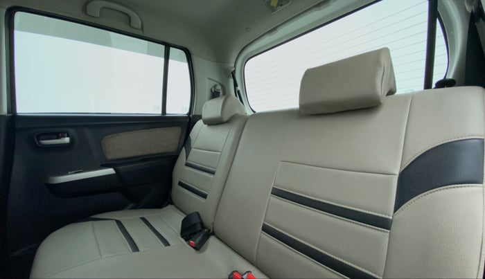 2014 Maruti Wagon R 1.0 VXI, CNG, Manual, 93,916 km, Right Side Rear Door Cabin
