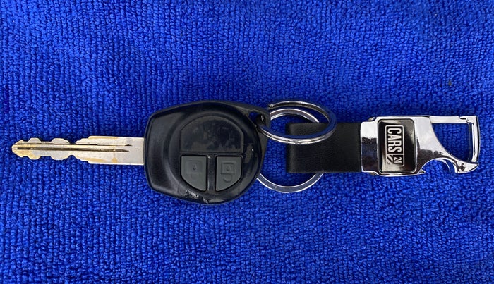 2014 Maruti Wagon R 1.0 VXI, CNG, Manual, 93,916 km, Key Close Up