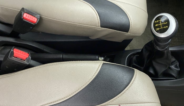 2014 Maruti Wagon R 1.0 VXI, CNG, Manual, 93,916 km, Gear Lever