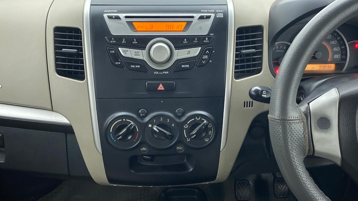 2014 Maruti Wagon R 1.0 VXI, CNG, Manual, 93,916 km, Air Conditioner