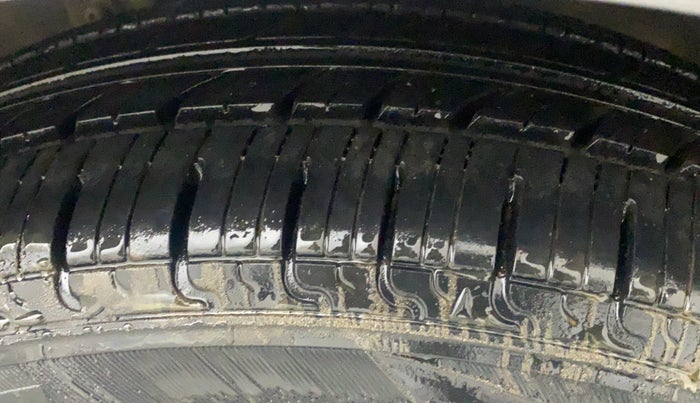 2015 Maruti Celerio ZXI, Petrol, Manual, 40,763 km, Right Front Tyre Tread