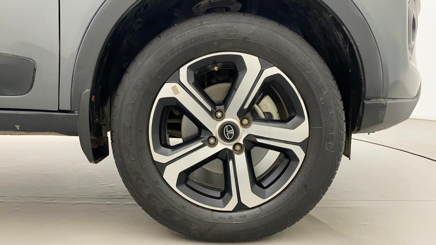 2022 Tata NEXON XZ PLUS PETROL SUNROOF, Petrol, Manual, 21,527 km, Right Front Wheel