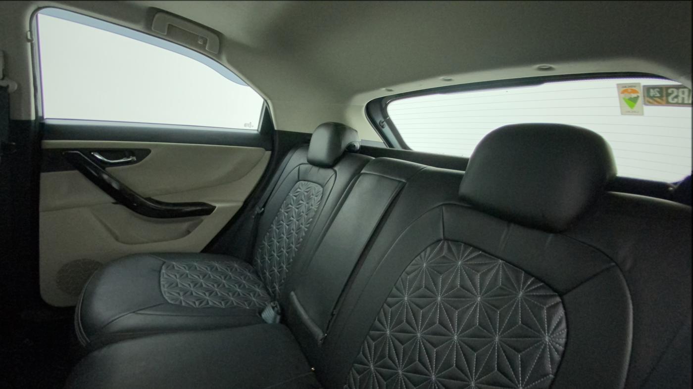 2022 Tata NEXON XZ PLUS PETROL SUNROOF, Petrol, Manual, 21,527 km, Right Side Rear Door Cabin