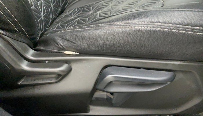 2022 Tata NEXON XZ PLUS PETROL SUNROOF, Petrol, Manual, 21,527 km, Driver Side Adjustment Panel