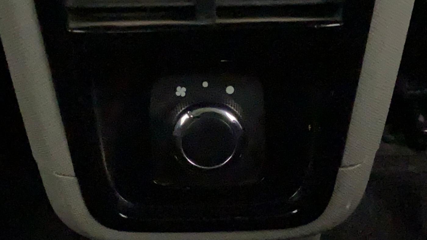 2019 Tata NEXON XZA PLUS DIESEL, Diesel, Automatic, 99,105 km, Rear AC Temperature Control