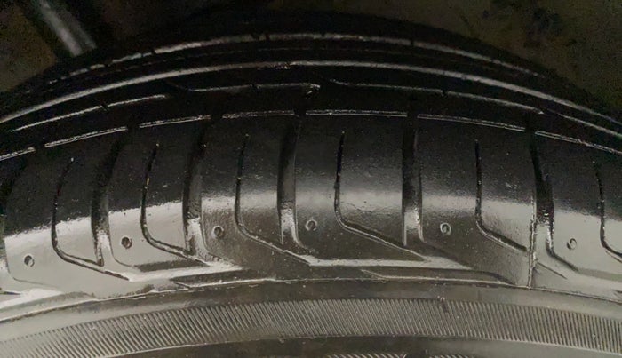 2019 Tata NEXON XZA PLUS DIESEL, Diesel, Automatic, 99,105 km, Left Front Tyre Tread