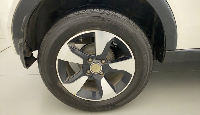 2019 Tata NEXON XZA PLUS DIESEL, Diesel, Automatic, 99,105 km, Right Rear Wheel