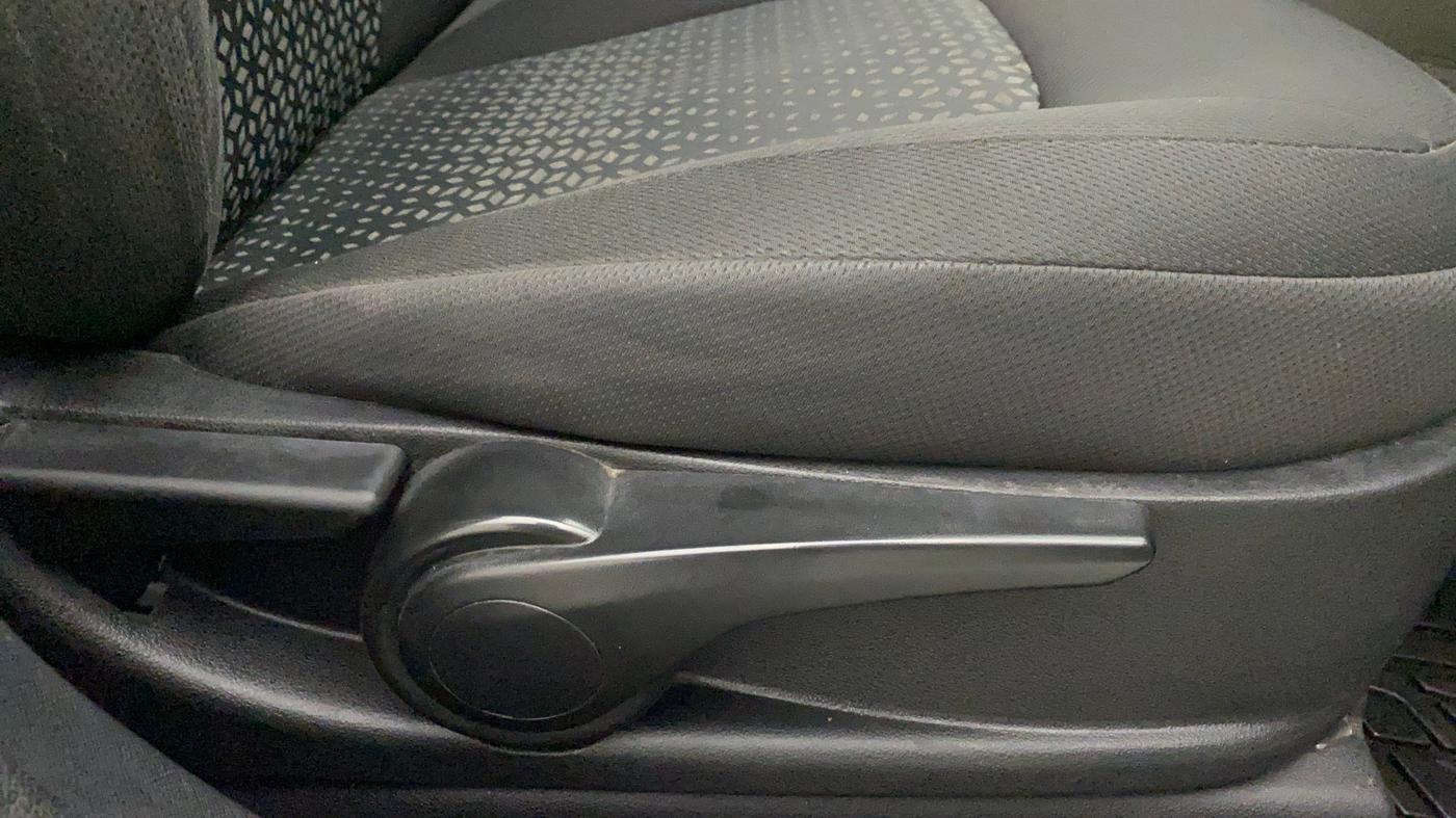 2019 Tata NEXON XZA PLUS DIESEL, Diesel, Automatic, 99,105 km, Driver Side Adjustment Panel