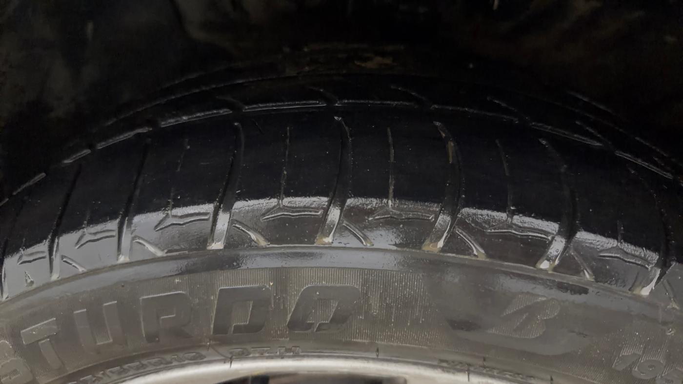 2021 Hyundai Verna SX 1.5 VTVT IVT, Petrol, Automatic, 93,911 km, Left Front Tyre Tread