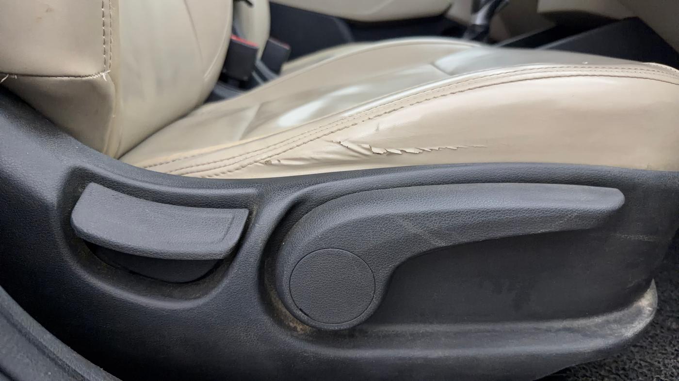 2021 Hyundai Verna SX 1.5 VTVT IVT, Petrol, Automatic, 93,911 km, Driver Side Adjustment Panel
