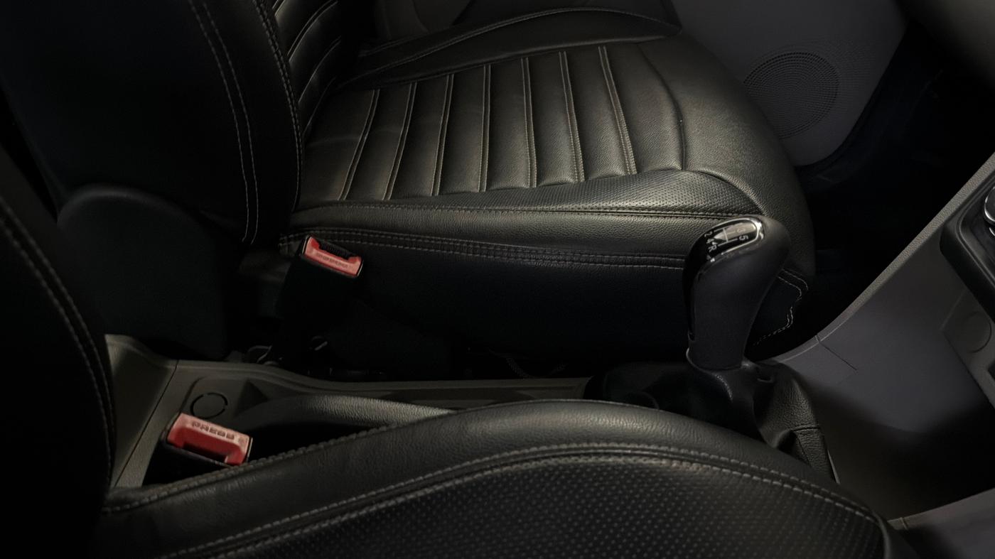 2018 Tata Tiago XZ PLUS PETROL, Petrol, Manual, 48,065 km, Gear Lever