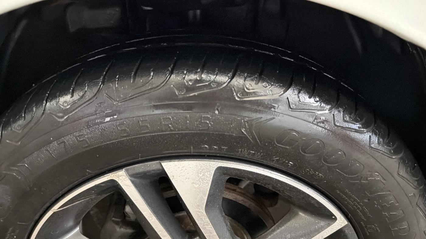 2018 Tata Tiago XZ PLUS PETROL, Petrol, Manual, 48,065 km, Left Front Tyre Tread