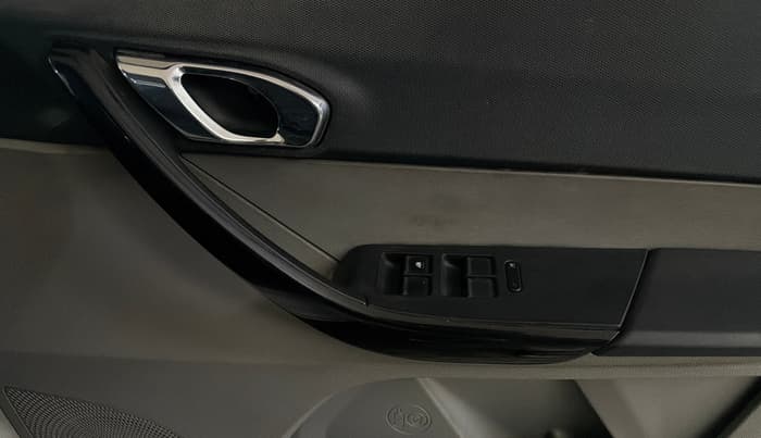 2018 Tata Tiago XZ PLUS PETROL, Petrol, Manual, 48,065 km, Driver Side Door Panels Control