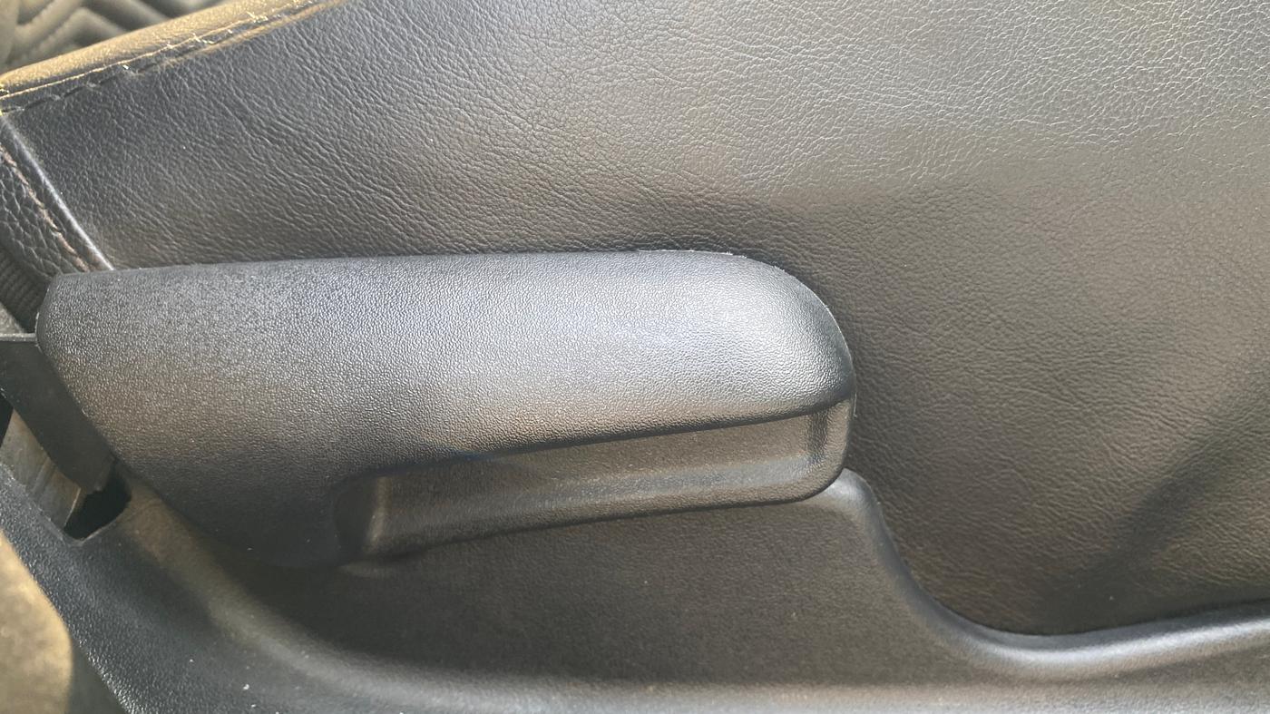2021 Maruti S Cross ZETA 1.5, Petrol, Manual, 11,150 km, Driver Side Adjustment Panel