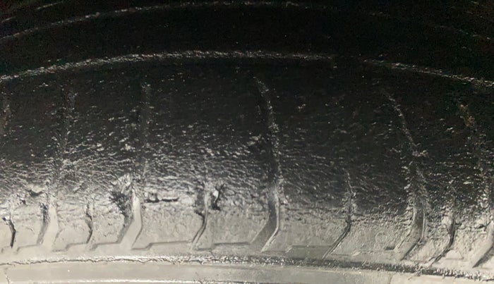 2020 Hyundai VENUE SX 1.0 (O) TURBO IMT DUAL TONE, Petrol, Manual, 56,298 km, Left Front Tyre Tread