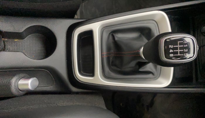 2020 Hyundai VENUE SX 1.0 (O) TURBO IMT DUAL TONE, Petrol, Manual, 56,298 km, Gear Lever