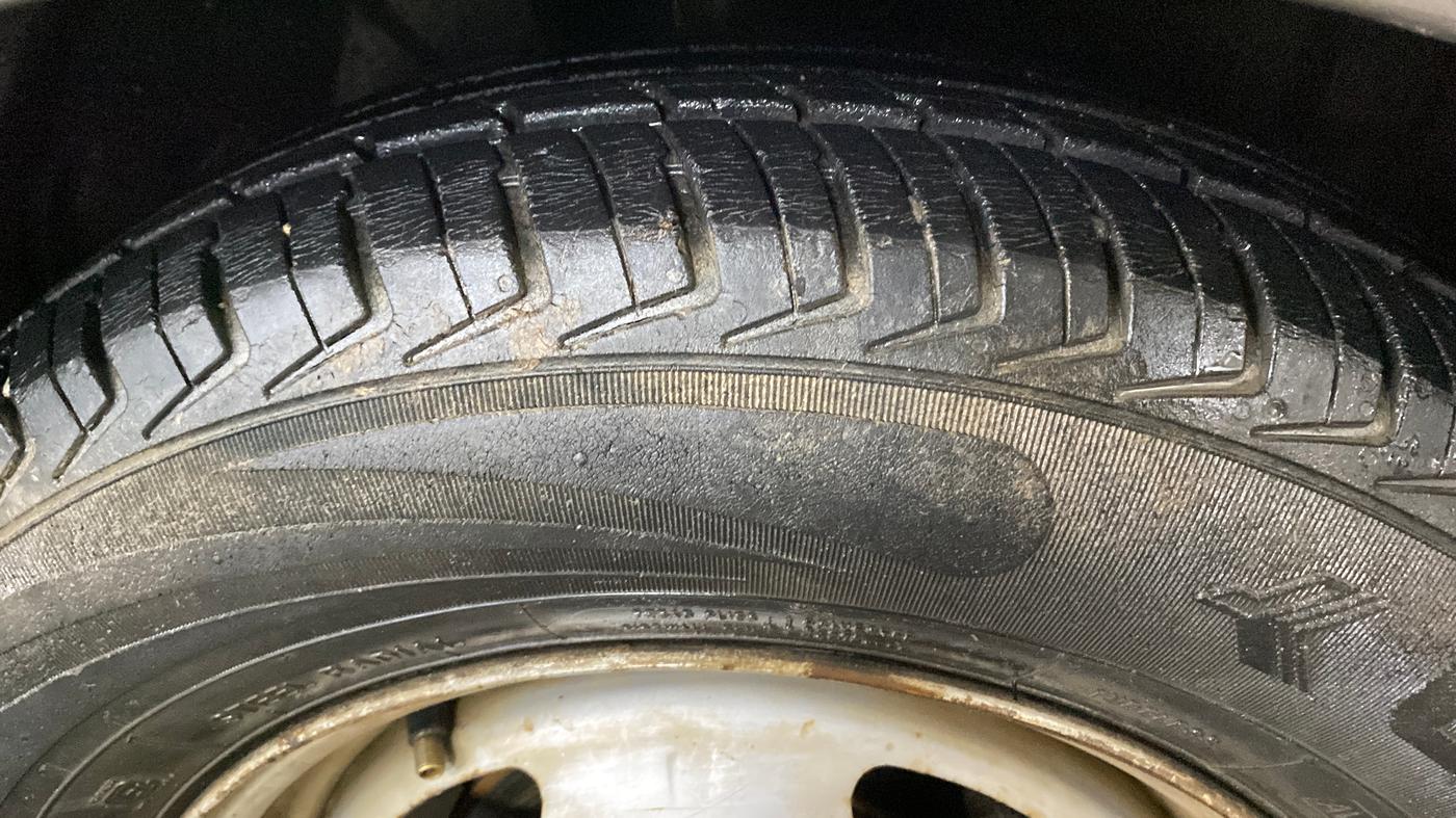 2018 Datsun Redi Go A, Petrol, Manual, 72,560 km, Right Front Tyre Tread
