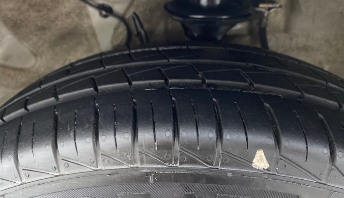 2021 Maruti Alto LXI, Petrol, Manual, 14,512 km, Left Front Tyre Tread