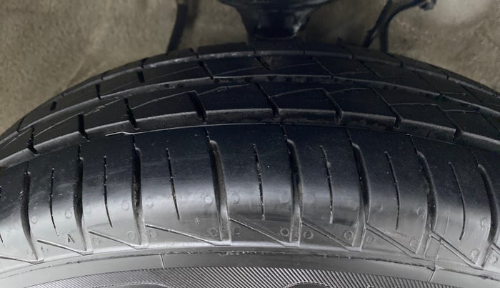 2021 Maruti Alto LXI, Petrol, Manual, 14,512 km, Right Front Tyre Tread