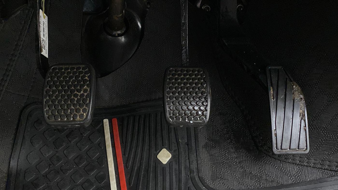 2021 Maruti Alto LXI, Petrol, Manual, 14,512 km, Pedals