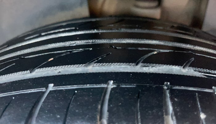 2019 KIA SELTOS GTX PLUS AT 1.5 DIESEL, Diesel, Automatic, 84,492 km, Left Rear Tyre Tread