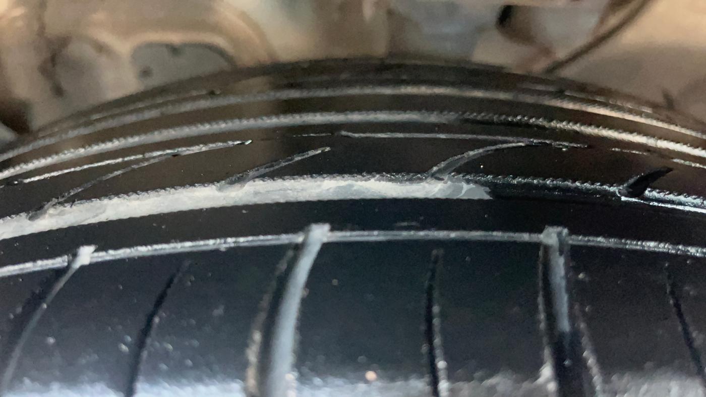 2019 KIA SELTOS GTX PLUS AT 1.5 DIESEL, Diesel, Automatic, 84,492 km, Left Front Tyre Tread
