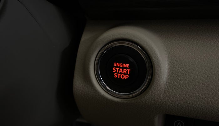 2023 Toyota RUMION V AT , Petrol, Automatic, 27,551 km, Keyless Start/ Stop Button